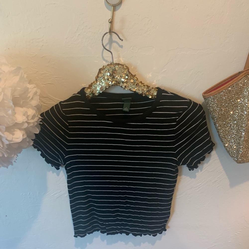 stripped crop top